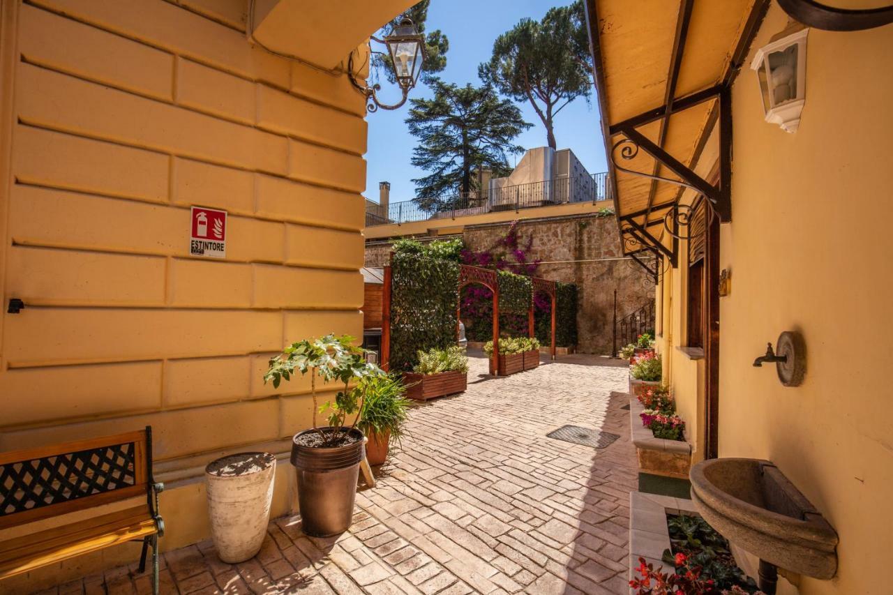 Rome Garden Hotel Екстериор снимка